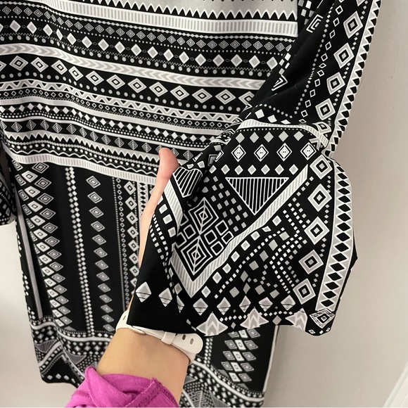 Beige by eci Black and White Print 3/4 Length Sleeves Shift Dress Size 12 - Picture 6 of 7